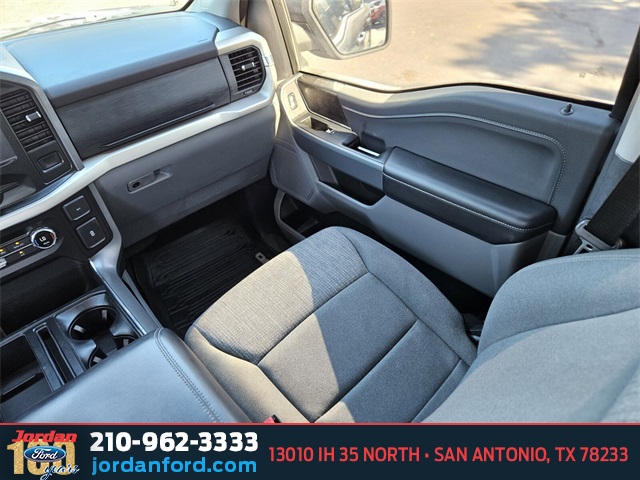 Used Car 2021 Ford F-150  Xlt For Sale Under $30,000 In San Antonio, Texas