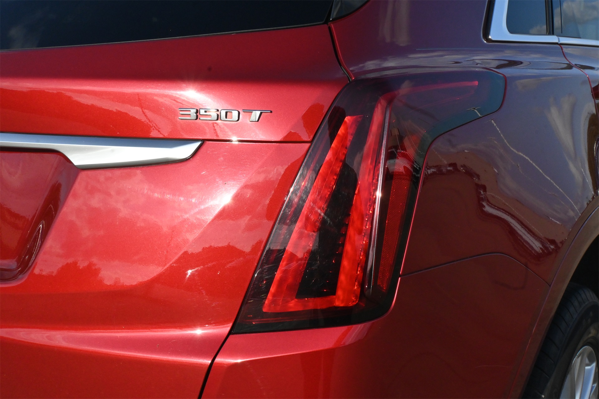 2020 Cadillac XT5 Luxury Red at Bayshore Chrysler Jeep Dodge Ram