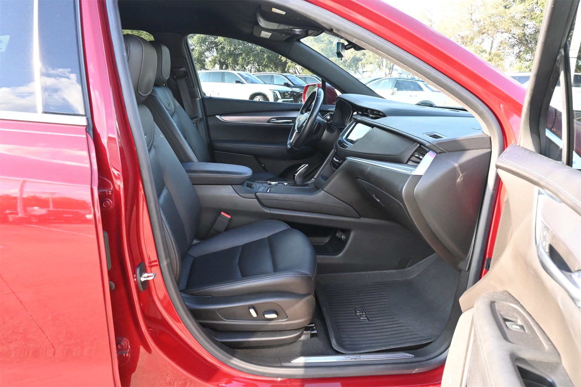 2020 Cadillac XT5 Luxury Red at Bayshore Chrysler Jeep Dodge Ram