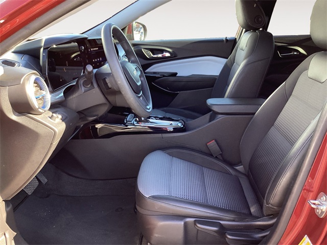 Used Car 2025 Chevrolet Trax  Lt For Sale Under $25,000 In San Antonio, Texas