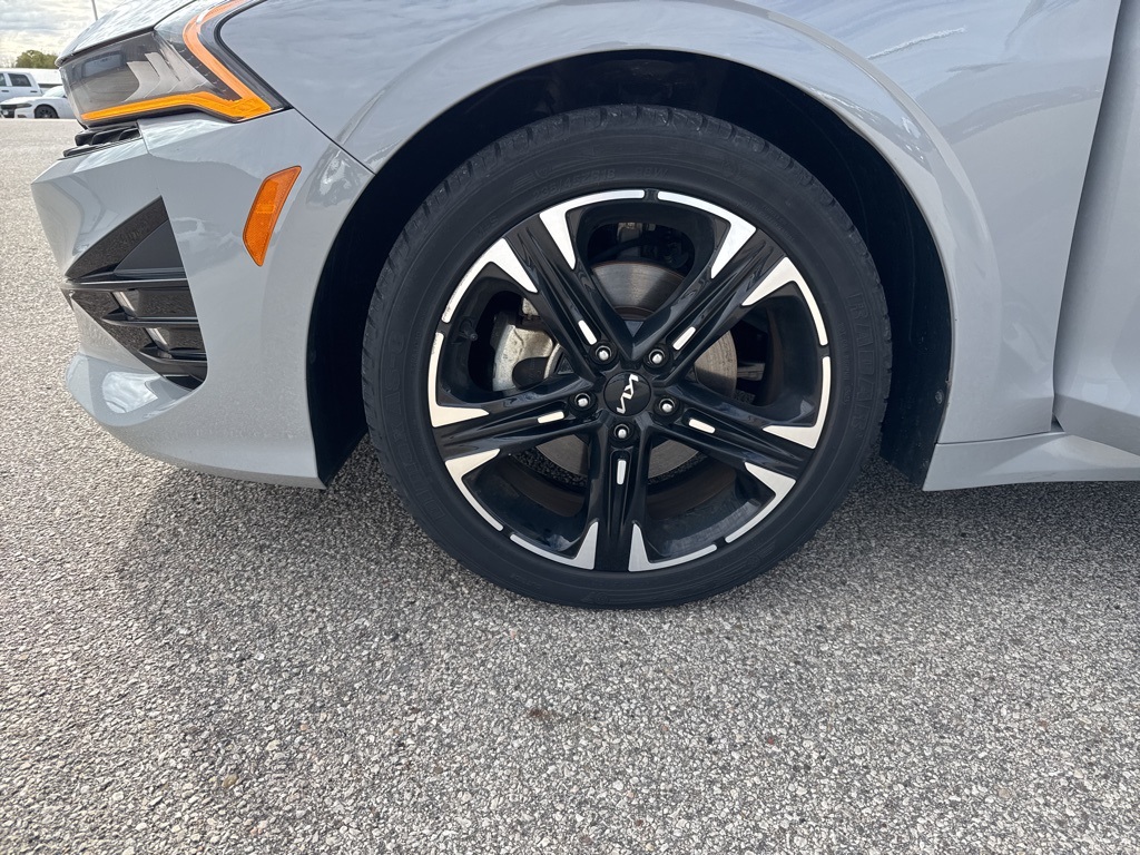 2022 Kia K5