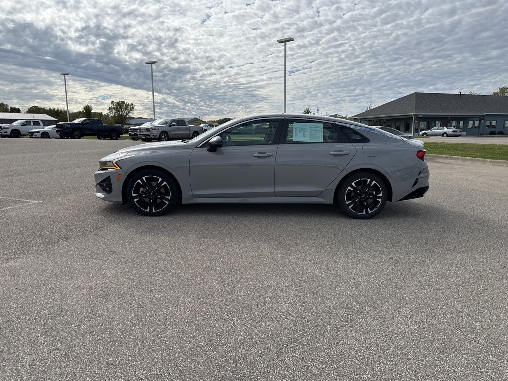 2022 Kia K5
