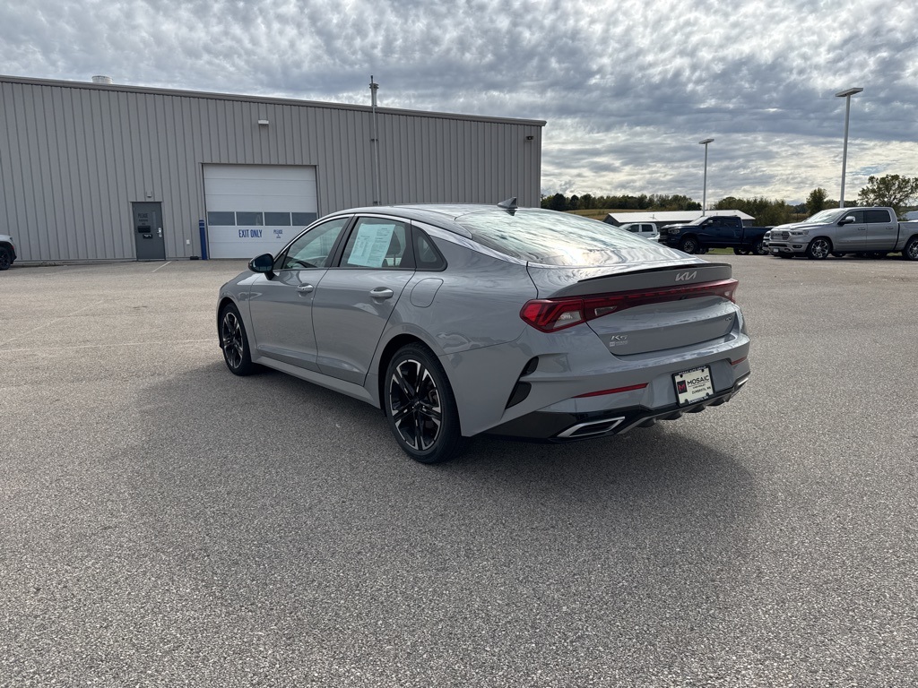 2022 Kia K5