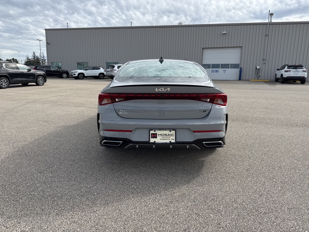 2022 Kia K5