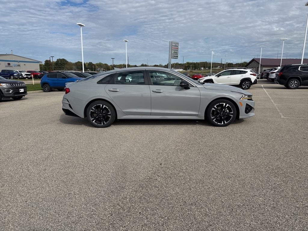 2022 Kia K5