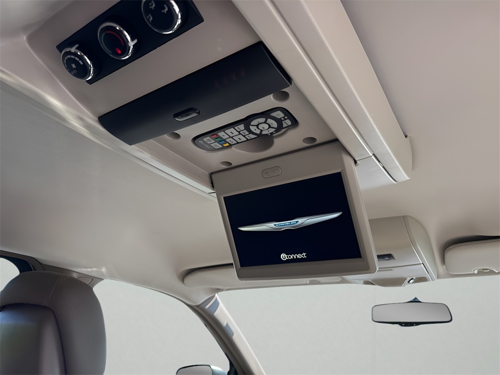 2016 Chrysler Town and Country