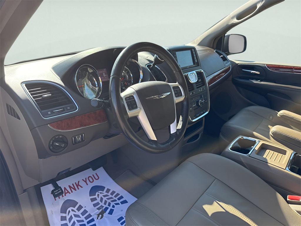 2016 Chrysler Town and Country