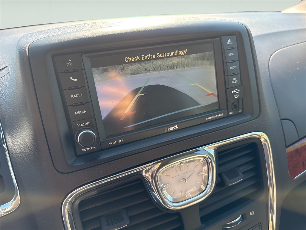 2016 Chrysler Town and Country