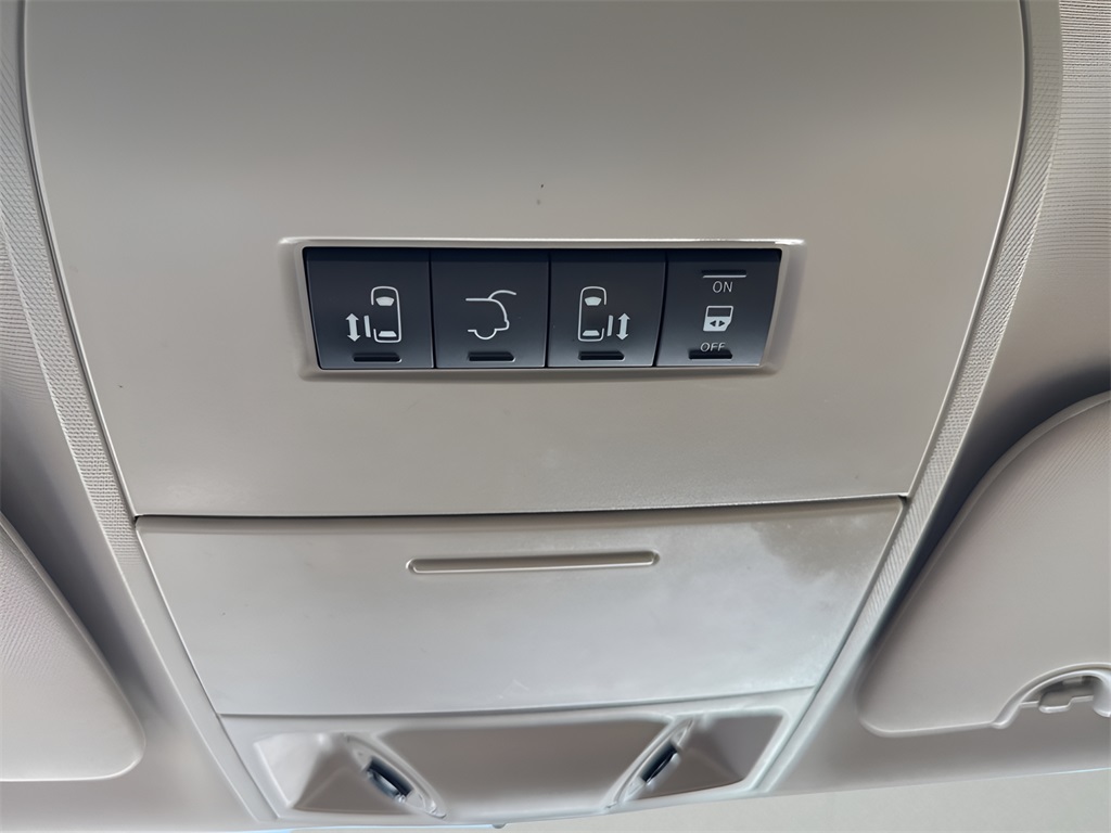 2016 Chrysler Town and Country