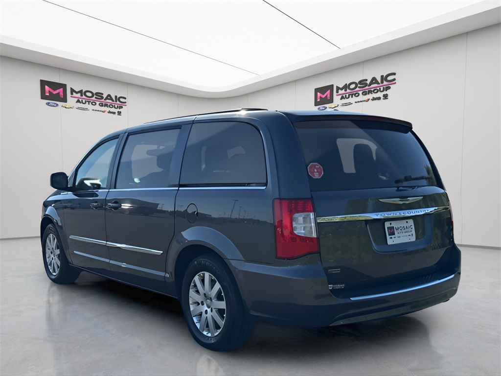 2016 Chrysler Town and Country