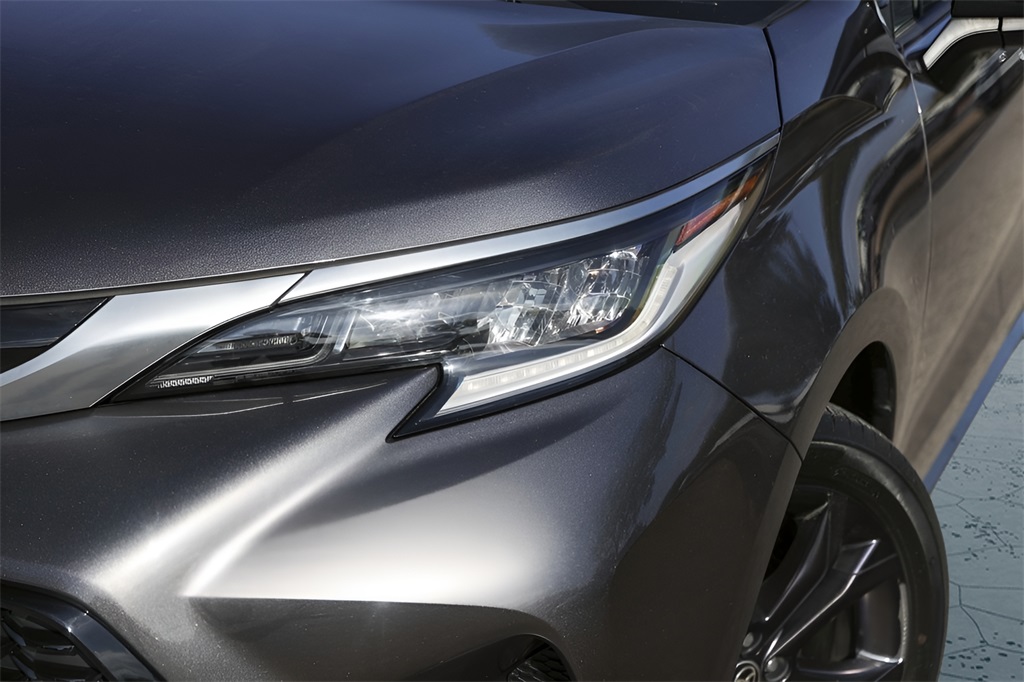 Used Car 2022 Toyota Sienna  Xse For Sale Under $50,000 In Austin, Texas