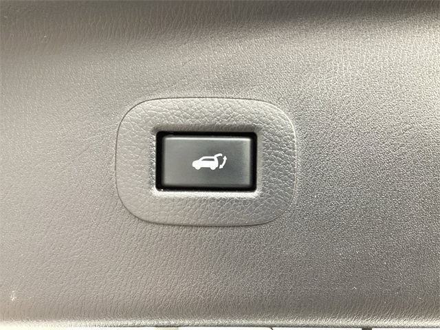 Used Car 2022 Infiniti Qx80  Luxe For Sale Under $35,000 In San Antonio, Texas