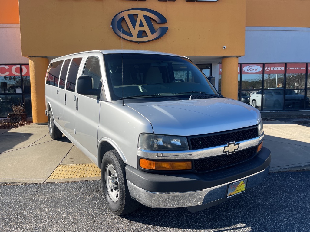 2011 Chevrolet Express 3500 1LT Extended RWD