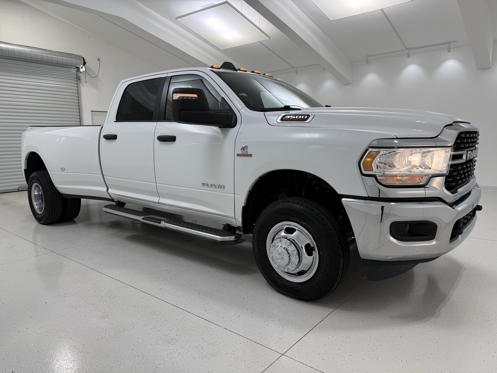 2024 RAM 3500 Big Horn Crew Cab LB DRW 4WD