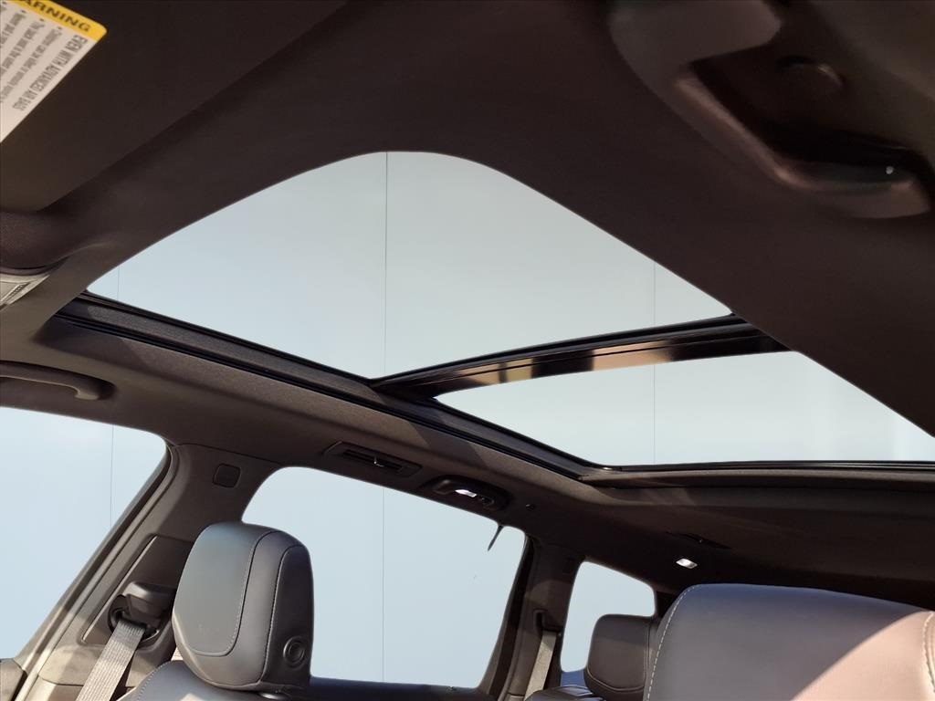 2020 Cadillac XT6 Premium Luxury Black at Tom Peacock Cadillac