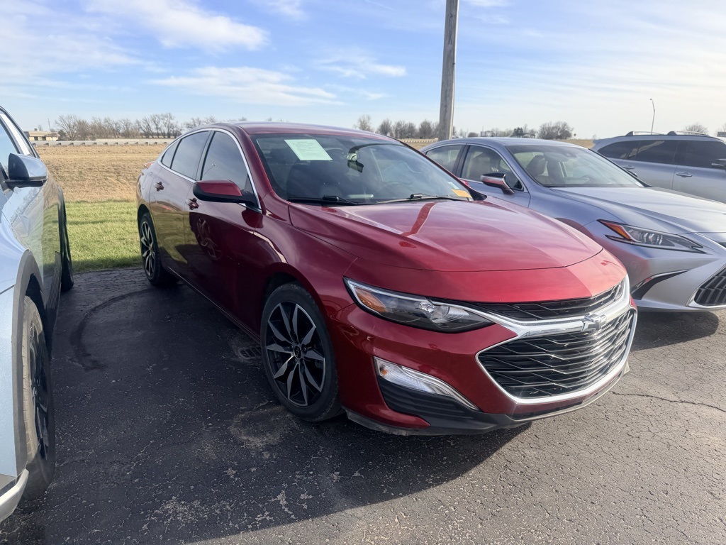 Used 2022 Chevrolet Malibu RS with VIN 1G1ZG5ST2NF177587 for sale in Kansas City