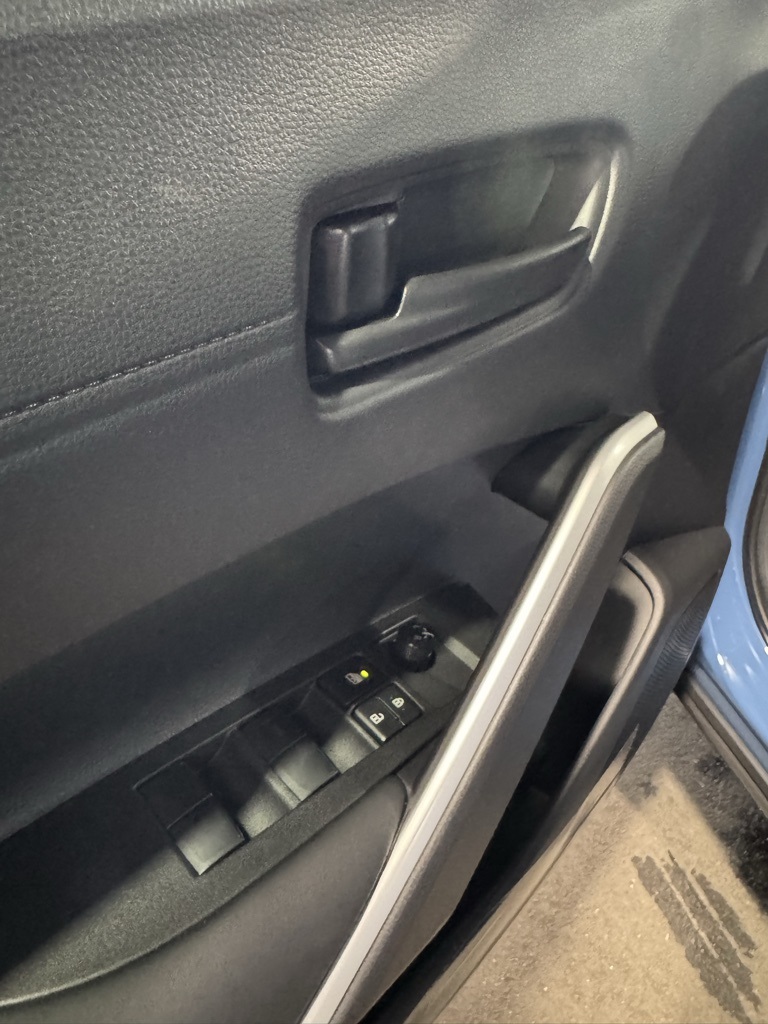 Thumbnail: 2026 Toyota Corolla Cross - 31