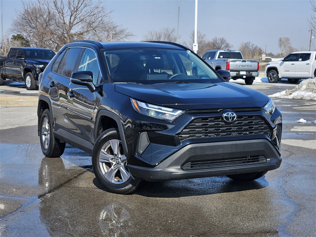 2024 Toyota RAV4 XLE FWD