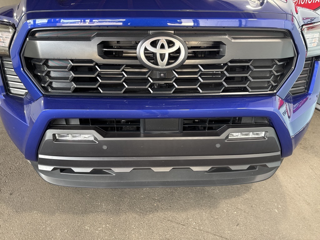 Used Car 2025 Toyota Tacoma Hybrid  Trd Off Road For Sale Under $60,000 In San Juan, Puerto Rico