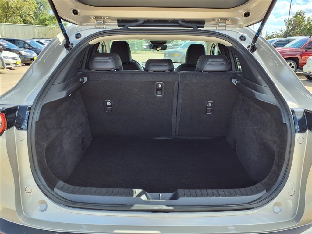 2023 Mazda CX-30 2.5 S Select Package White at Gullo Toyota