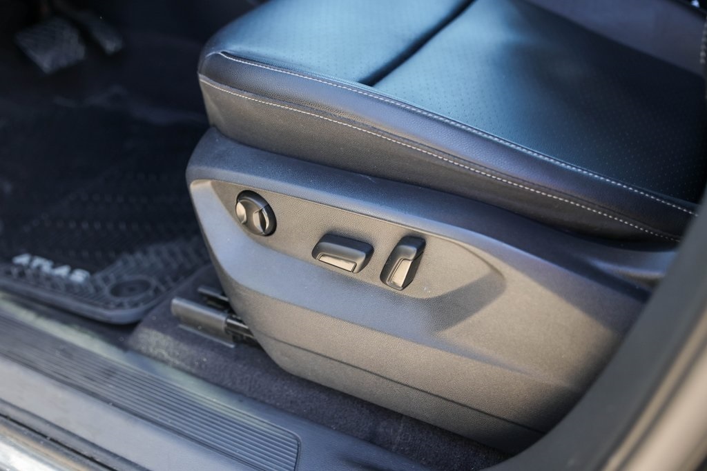 Used Car 2020 Volkswagen Atlas  2.0t Se For Sale Under $20,000 In Austin, Texas