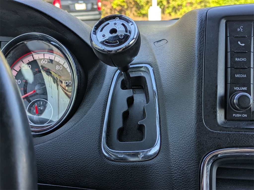 Used 2017 Dodge Grand Caravan For Sale in Findlay, OH