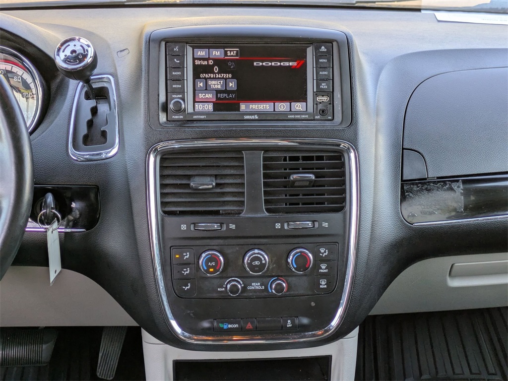 Used 2017 Dodge Grand Caravan For Sale in Findlay, OH