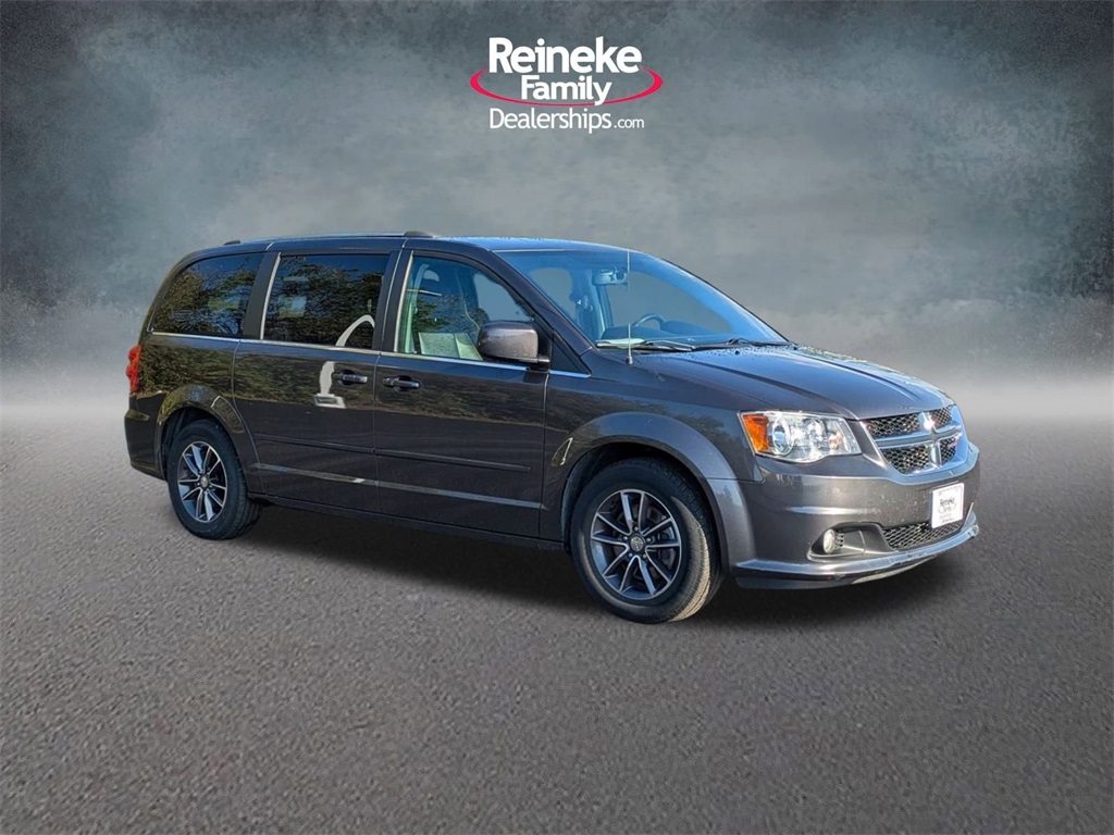 Used 2017 Dodge Grand Caravan For Sale in Findlay, OH