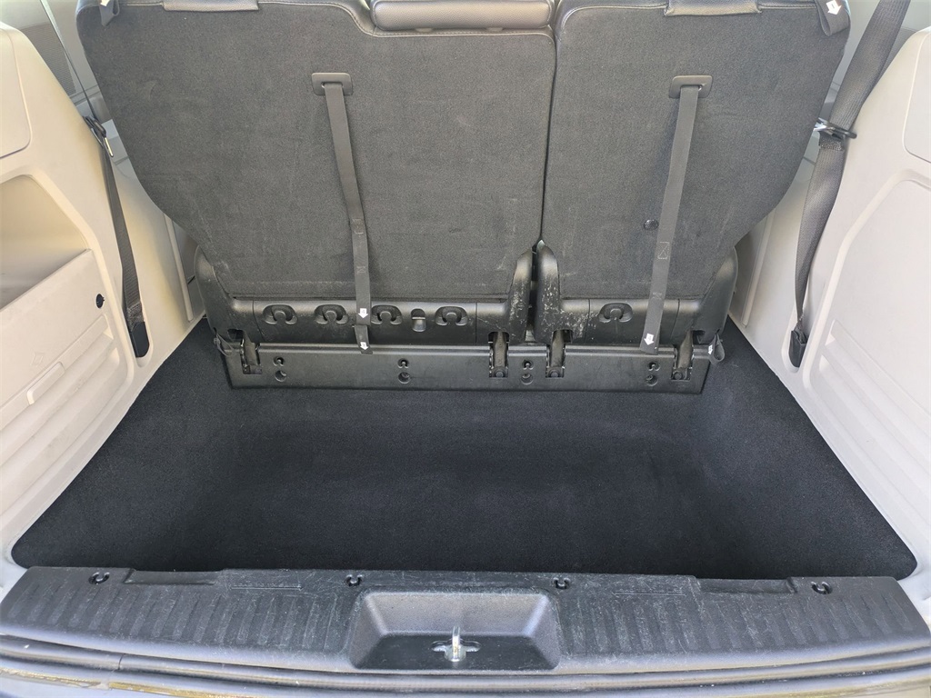 Used 2017 Dodge Grand Caravan For Sale in Findlay, OH