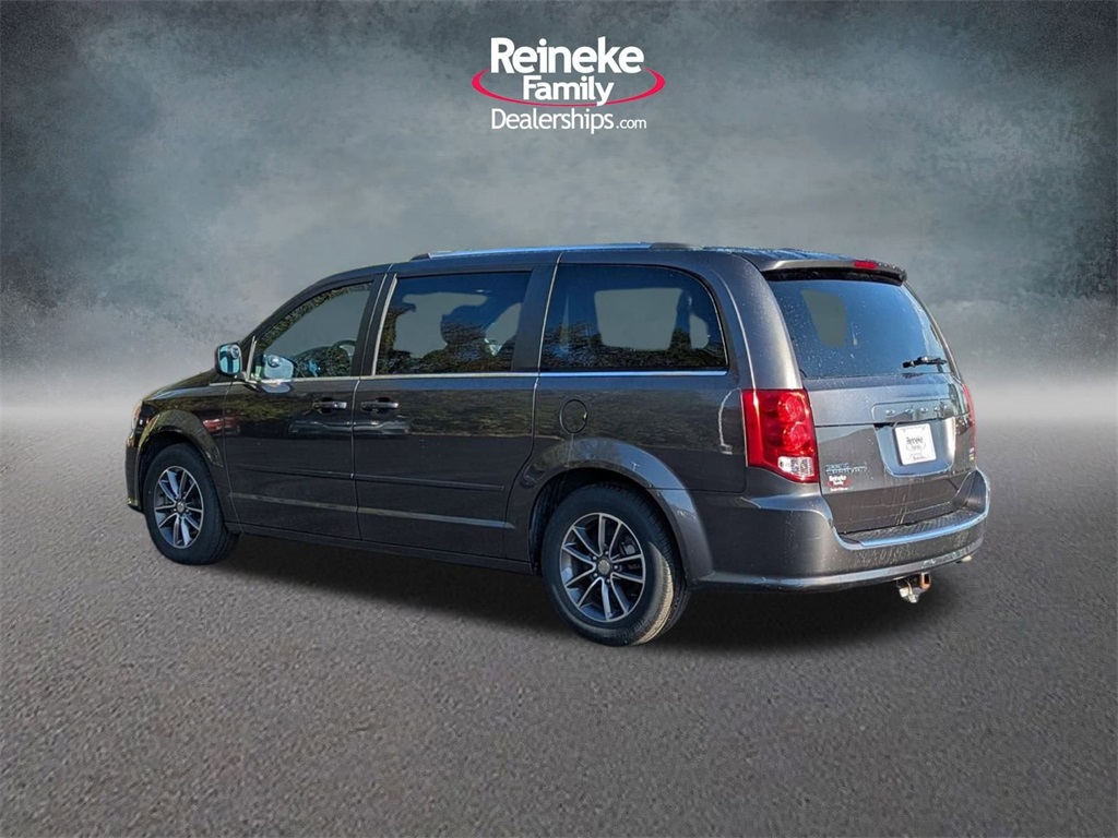 Used 2017 Dodge Grand Caravan For Sale in Findlay, OH