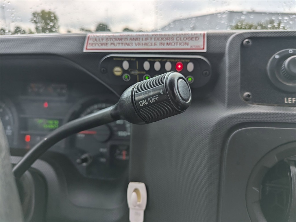 Used 2012 Ford E-350SD For Sale in Findlay, OH