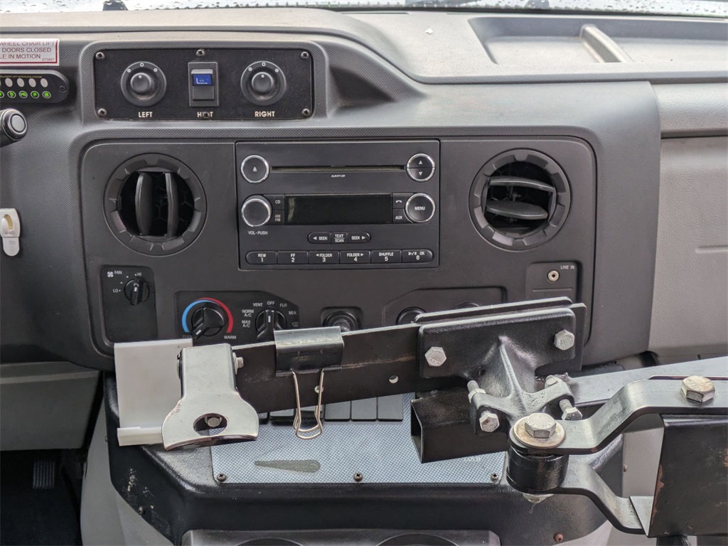 Used 2012 Ford E-350SD For Sale in Findlay, OH