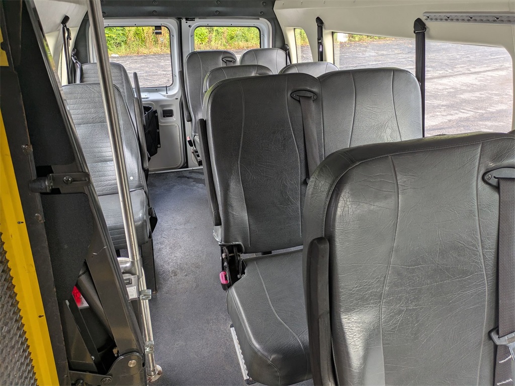 Used 2012 Ford E-350SD For Sale in Findlay, OH