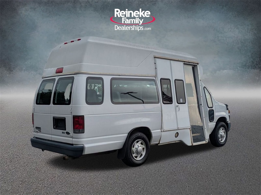 Used 2012 Ford E-350SD For Sale in Findlay, OH