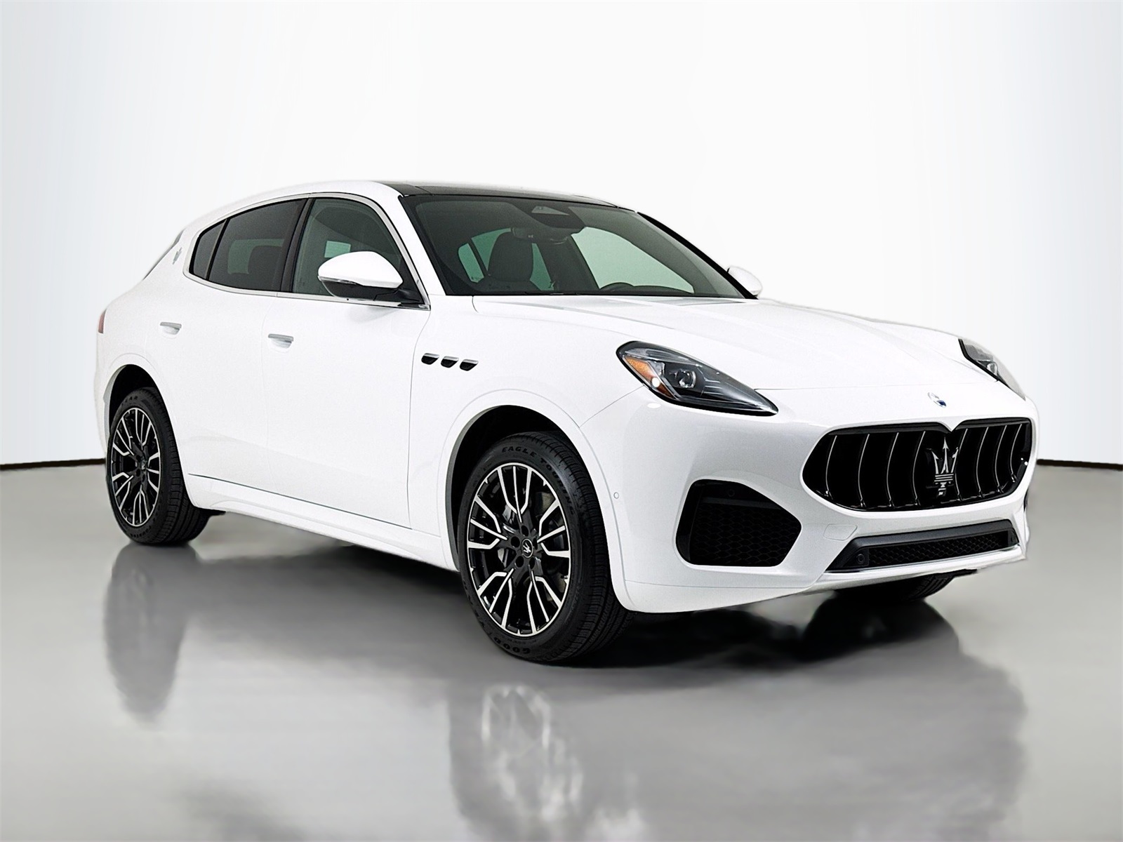 2025 Maserati Grecale Base