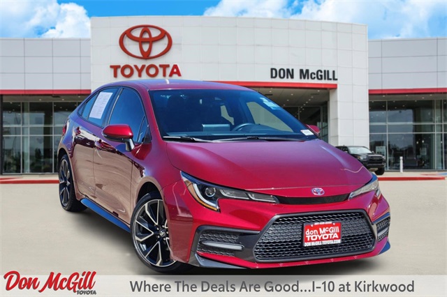 2022 Toyota Corolla SE Red at Durrett Motor Company