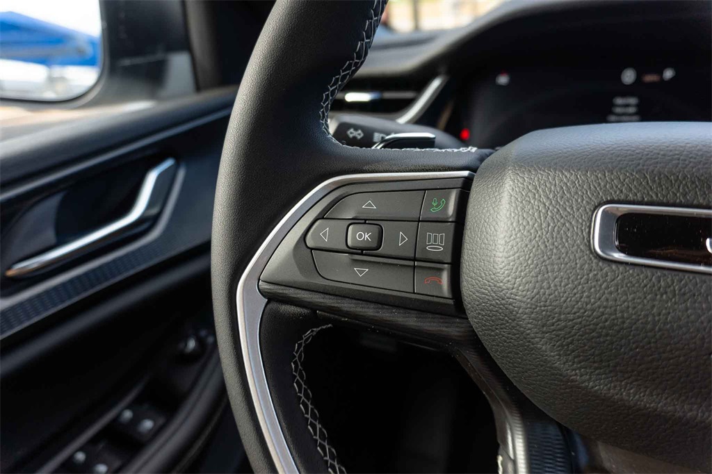 New Car 2025 Jeep Grand Cherokee L  Laredo For Sale Under $40,000 In San Marcos, Texas