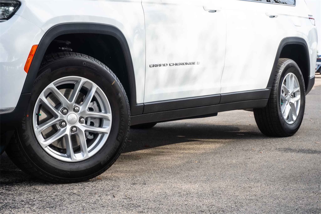 New Car 2025 Jeep Grand Cherokee L  Laredo For Sale Under $40,000 In San Marcos, Texas