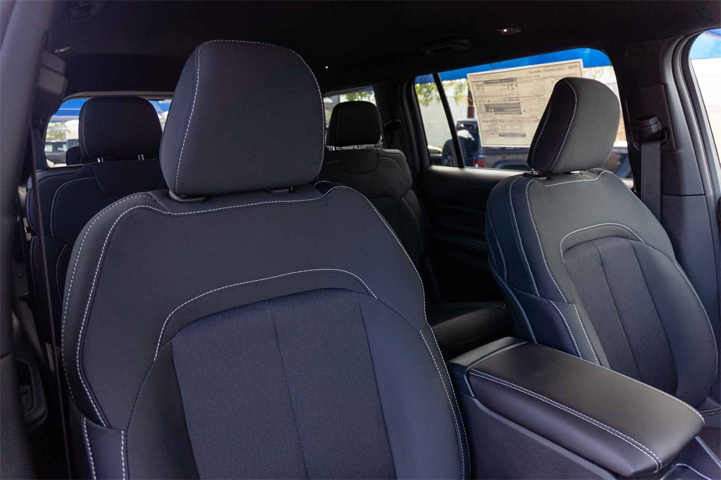 New Car 2025 Jeep Grand Cherokee L  Laredo For Sale Under $40,000 In San Marcos, Texas