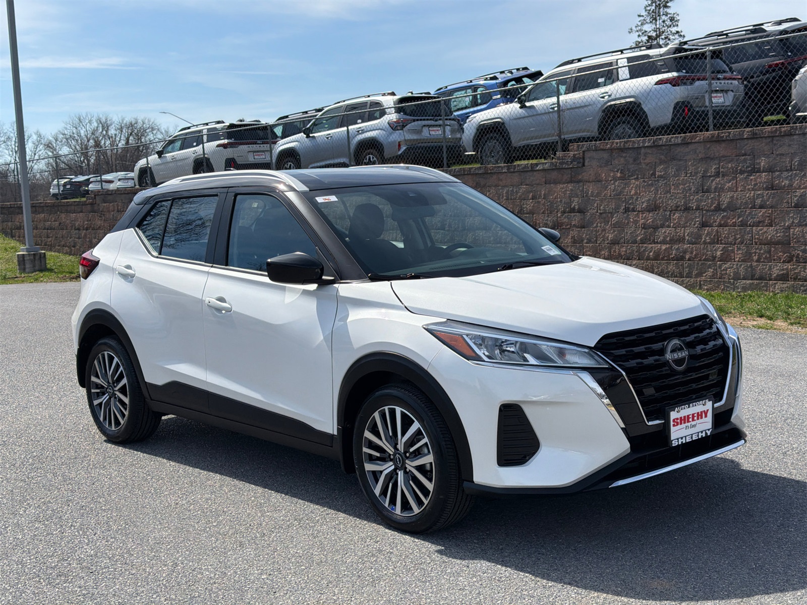 2024 Nissan Kicks SV FWD