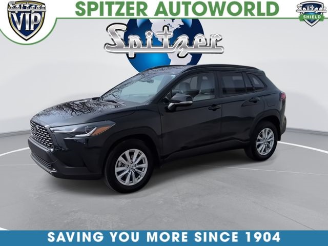 View vehicle photo 4