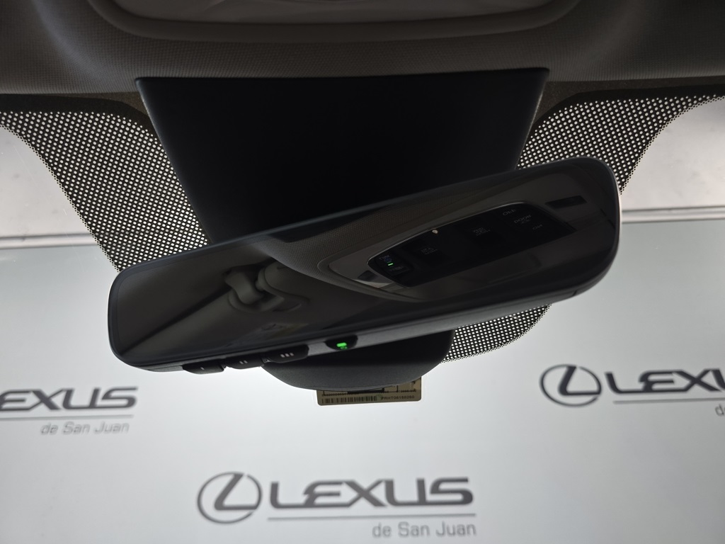 Thumbnail: 2022 Acura MDX - 20