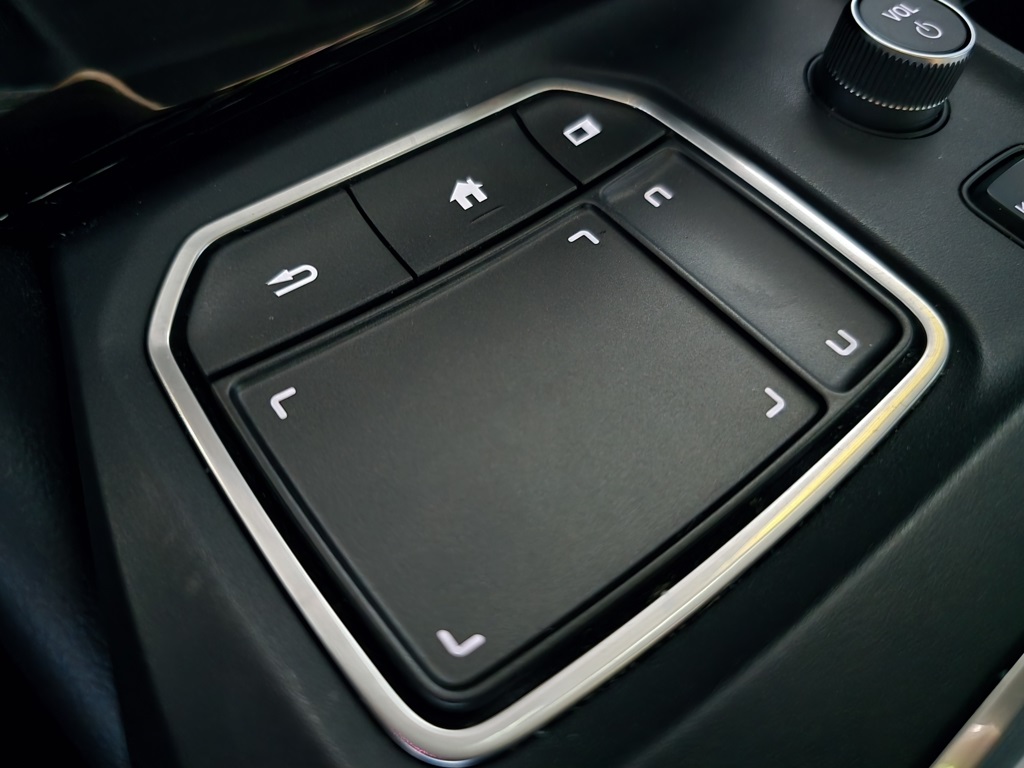 Thumbnail: 2022 Acura MDX - 24