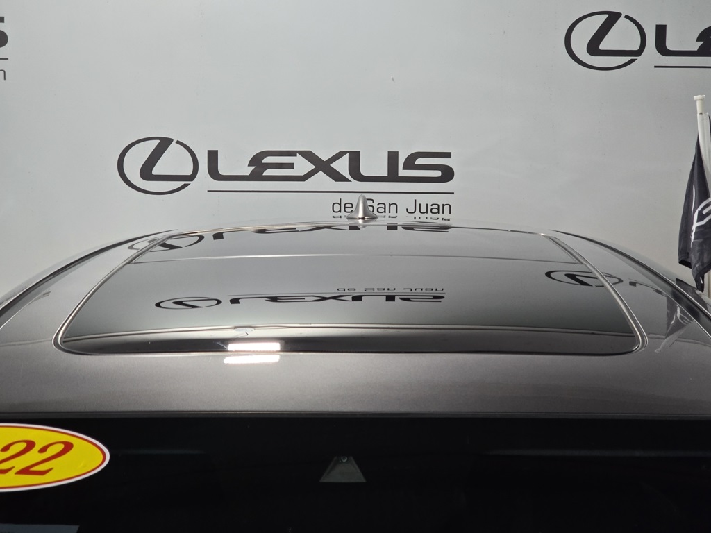 Thumbnail: 2022 Acura MDX - 7