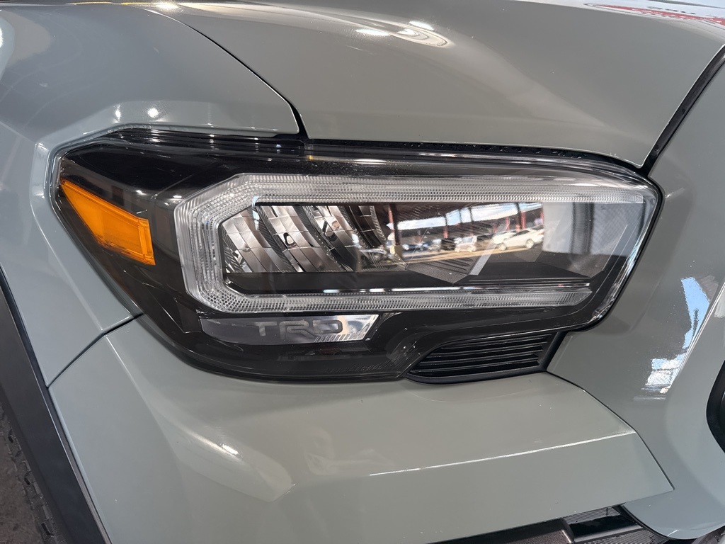 Thumbnail: 2021 Toyota Tacoma - 11