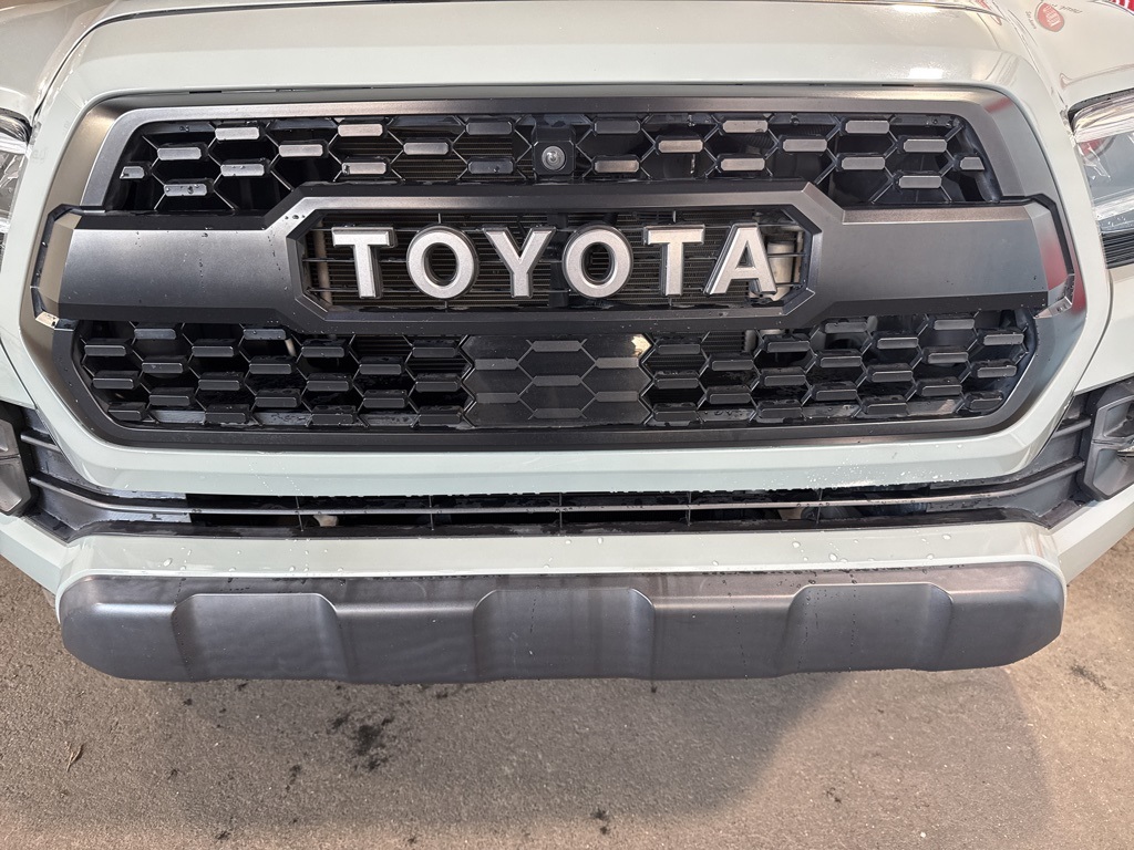 Thumbnail: 2021 Toyota Tacoma - 14