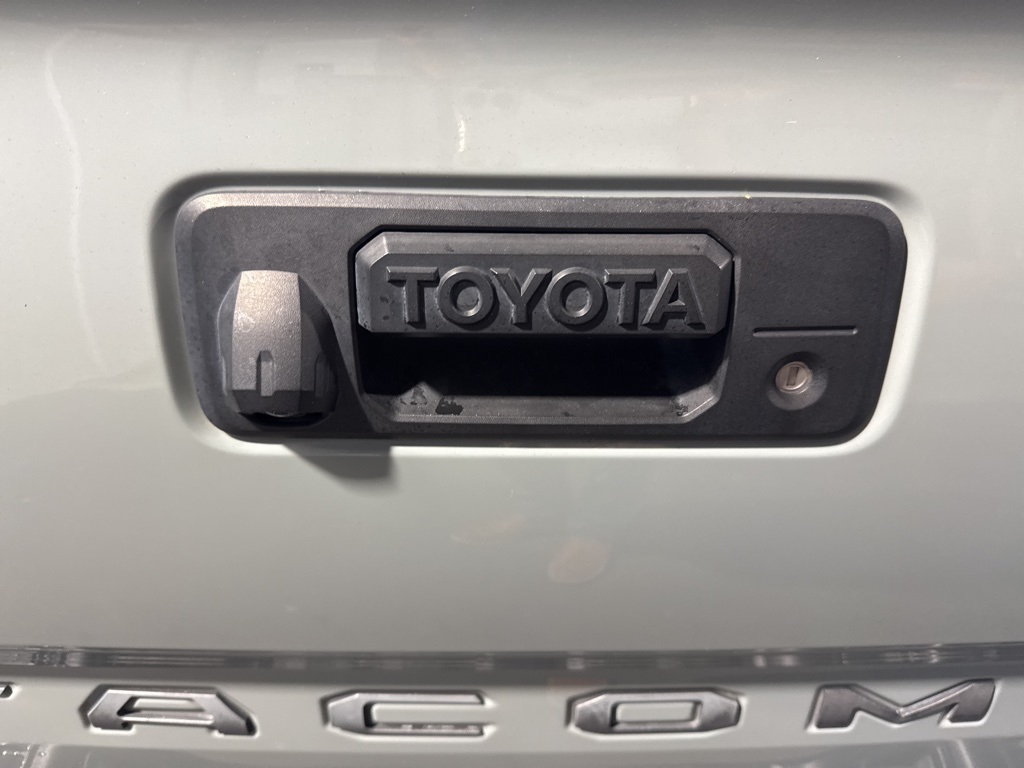 Thumbnail: 2021 Toyota Tacoma - 22
