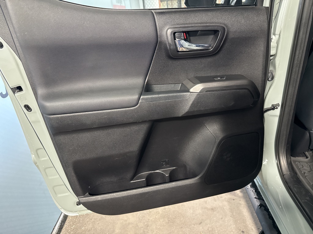 Thumbnail: 2021 Toyota Tacoma - 28