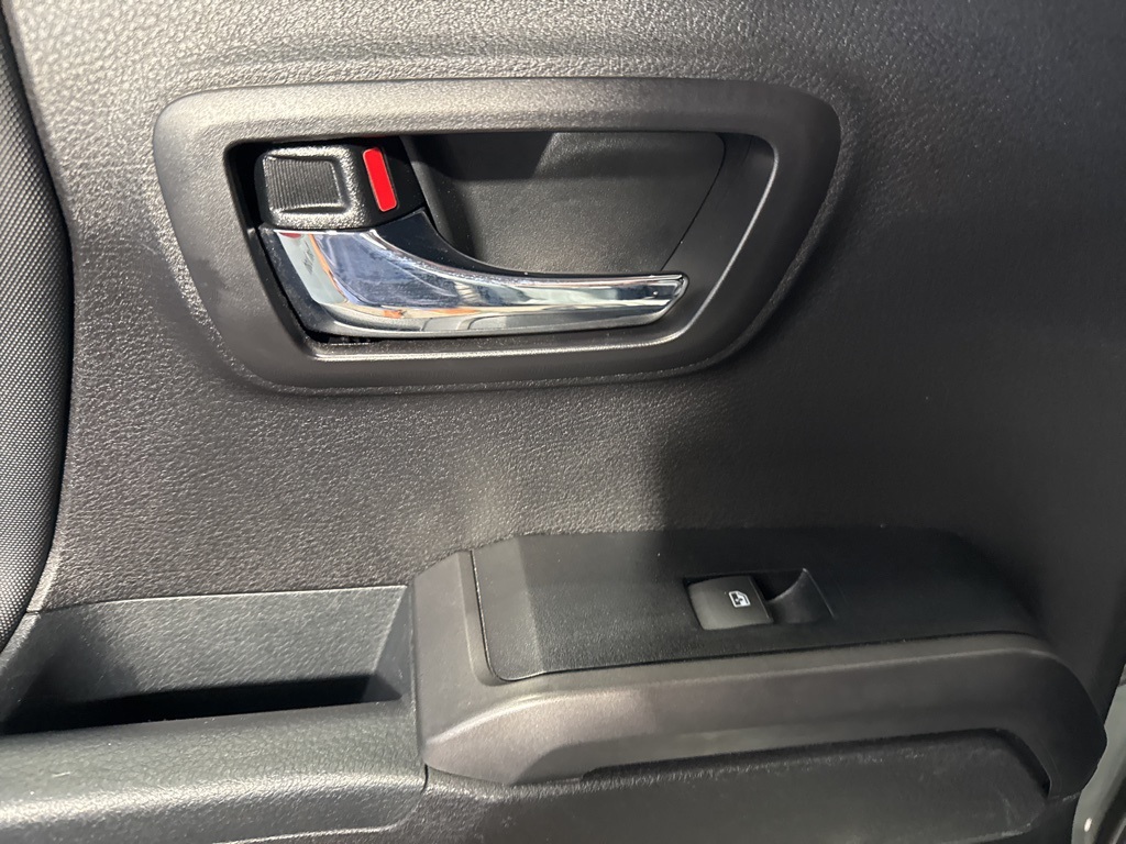 Thumbnail: 2021 Toyota Tacoma - 29