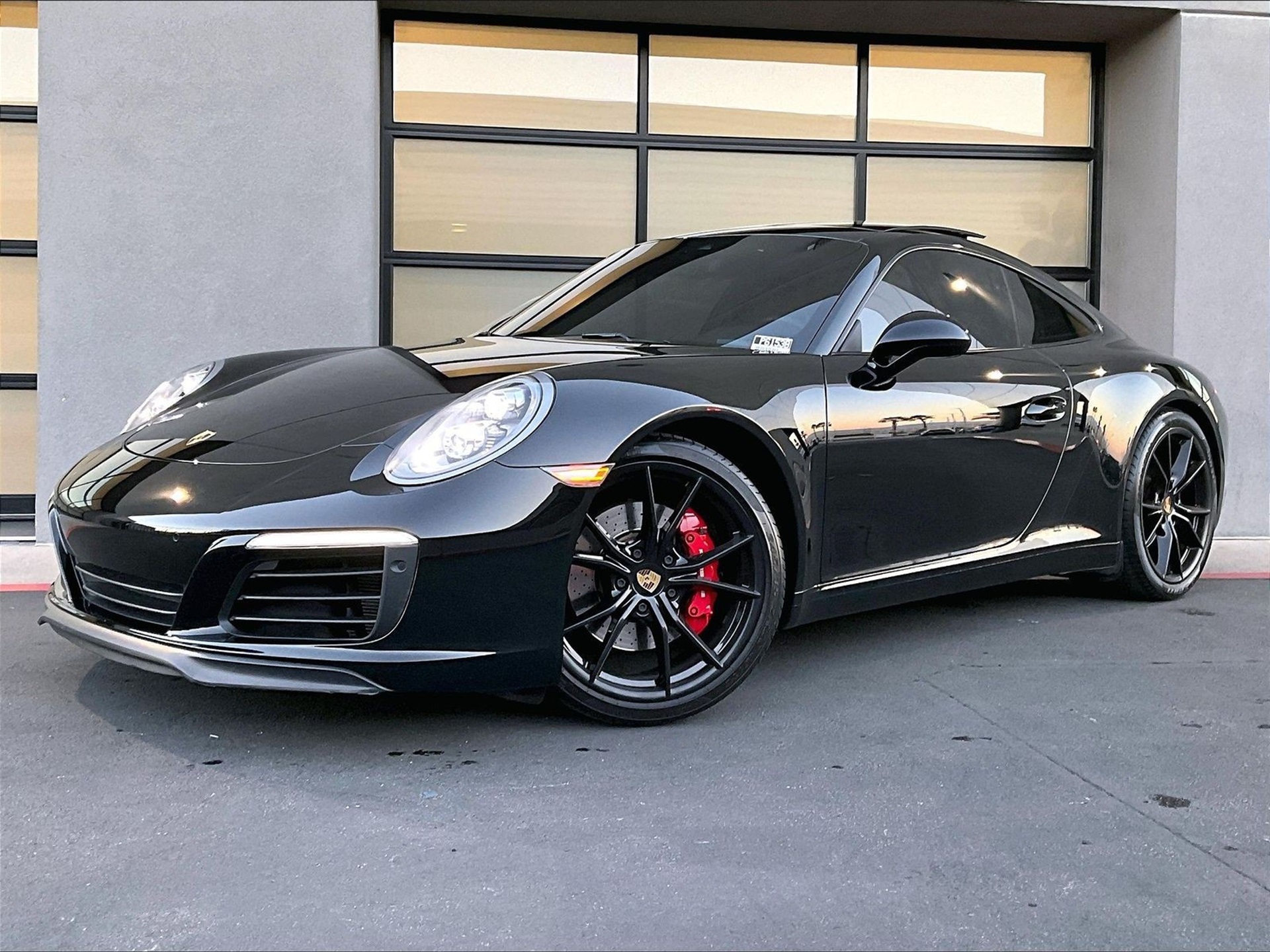 2018 Porsche 911 Carrera S Coupe RWD